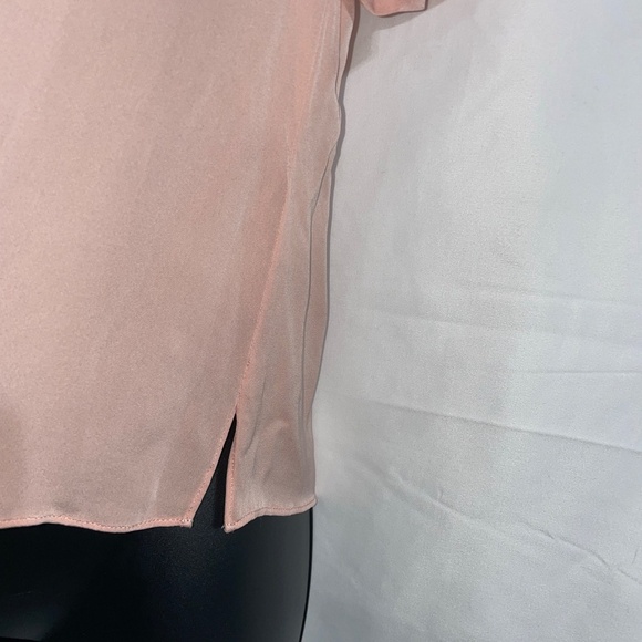 Alice + Olivia Classic Top Tee Shirt Size S Tan - Picture 4 of 7